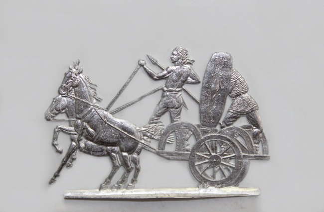 keltischer Streitwagen mit Lenker und Krieger